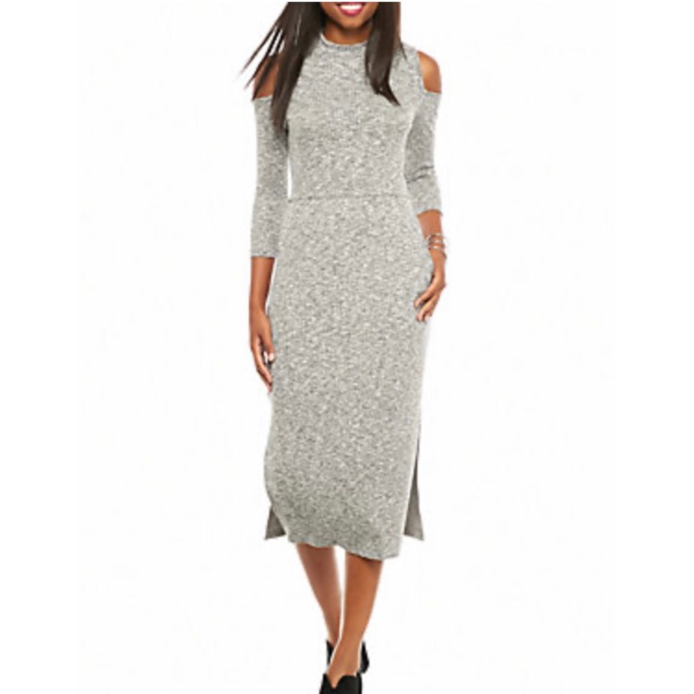 🎉HP🎉 Everly Midi Dress cold Shoulder Sleeves Medium